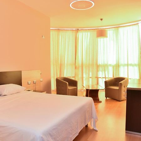Hotel Continental Durres Exterior photo
